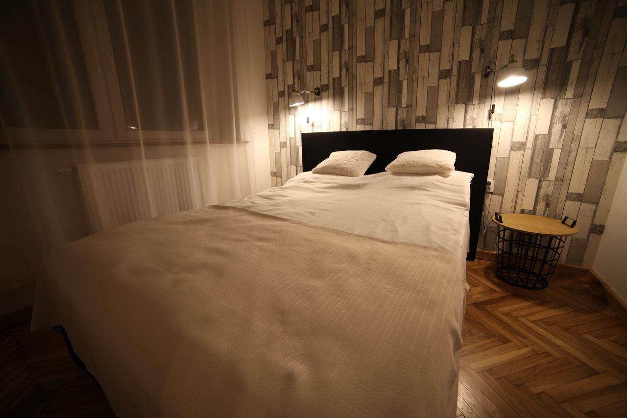 Mansarda Noclegi Września Extérieur photo