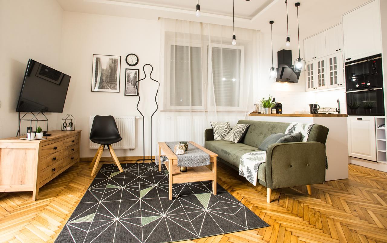 Mansarda Noclegi Września Extérieur photo